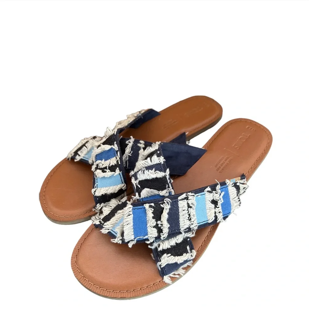 TOMS Viv sandals blue fringe Sandal Sz 8.5 - Picture 1 of 8